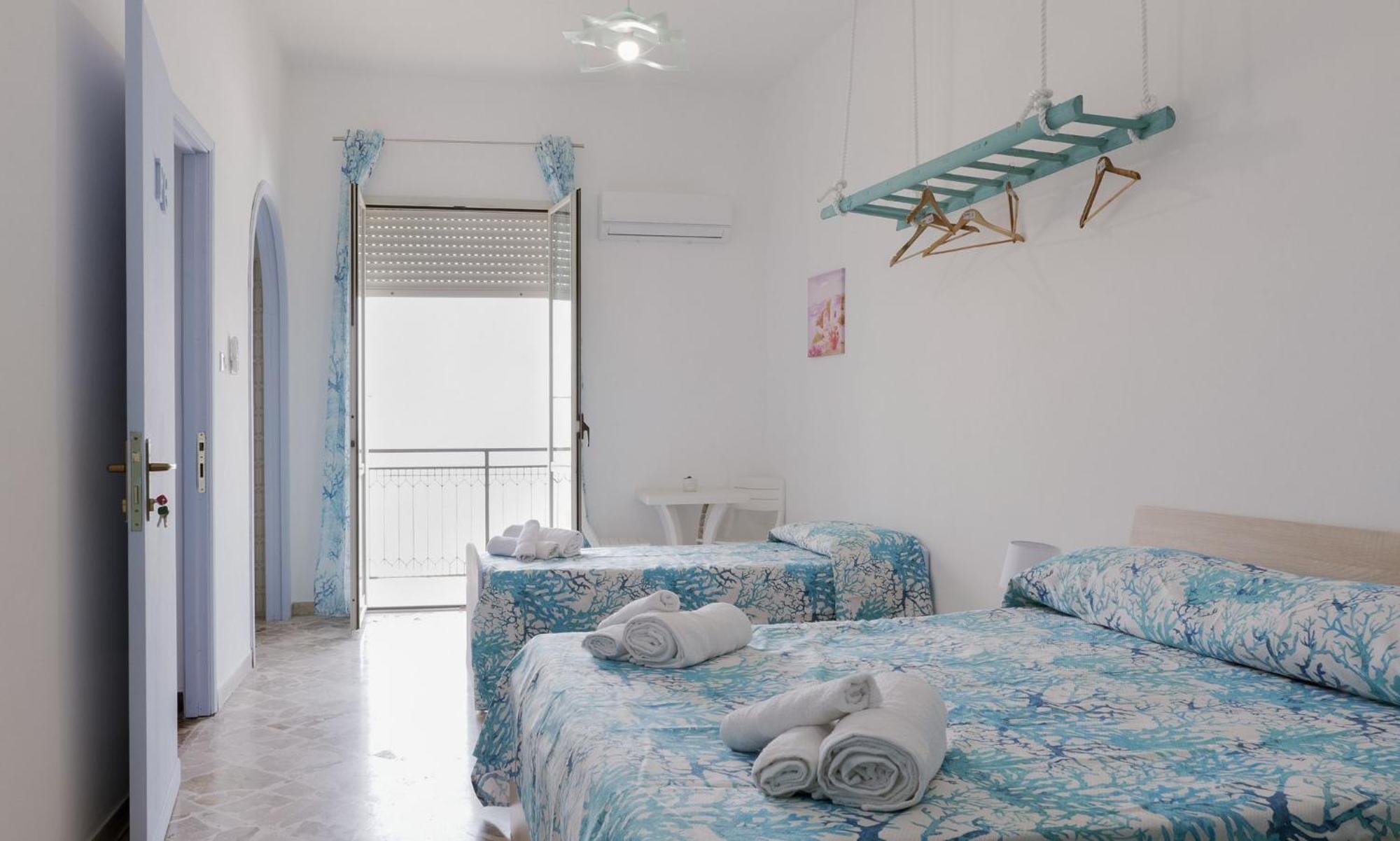 Umari Rooms Castellammare del Golfo Exterior photo